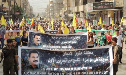 Li Rojavayê Kurdistanê ji bo Ocalan bi hezaran kes daketin qadan