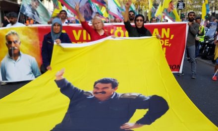 Li dehan bajaran çalakiyên ji bo azadiya Ocalan pêk hatin
