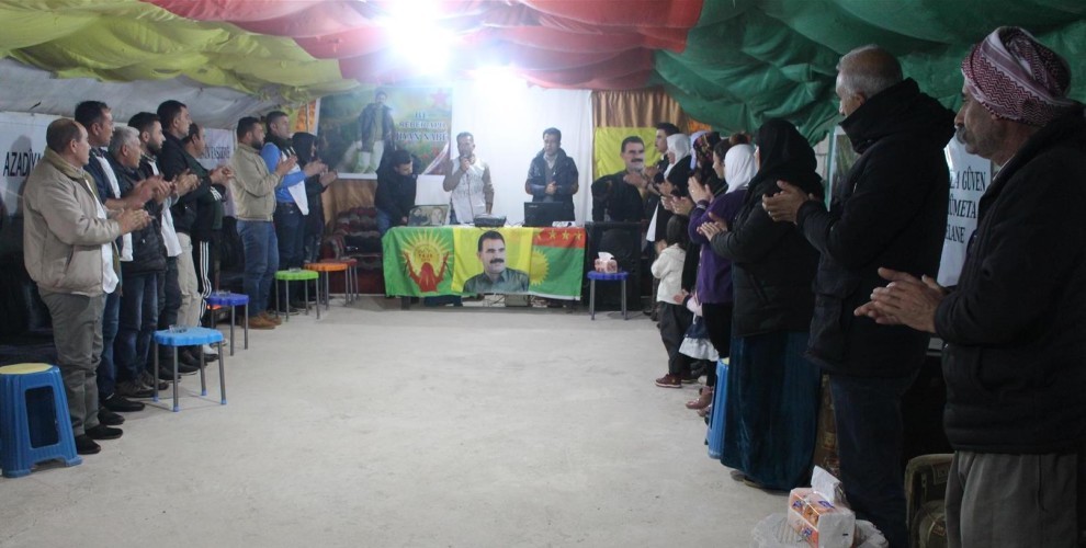 Êzidiyên li Kampa Newroz ji bo Ocalan ketin grevê