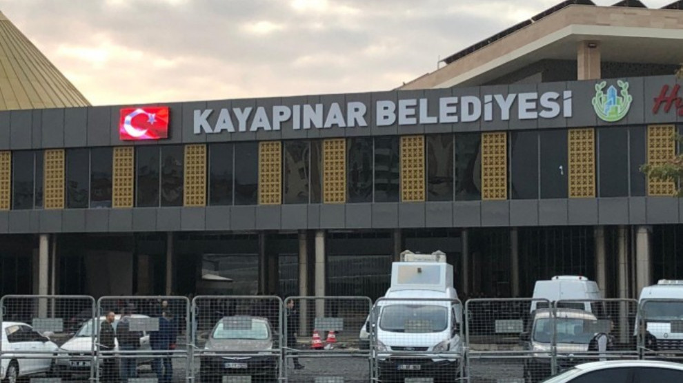 Rejîma AKP’ê dest danî ser 4 şaredariyên HDP’î -NÛ BÛ