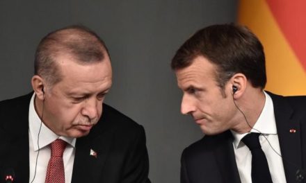 Erdogan heqaret li Macron kir: Bang li sefîrê Tirk hate kirin