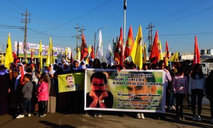 Gelê Şengalê ji bo Rêberê Gelê Kurd Abdullah Ocalan meşiya