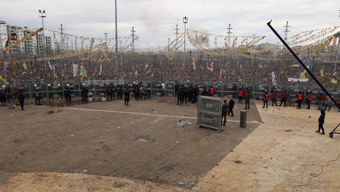 Piştî Newrozê li Amedê 126 kes hatin binçavkirin