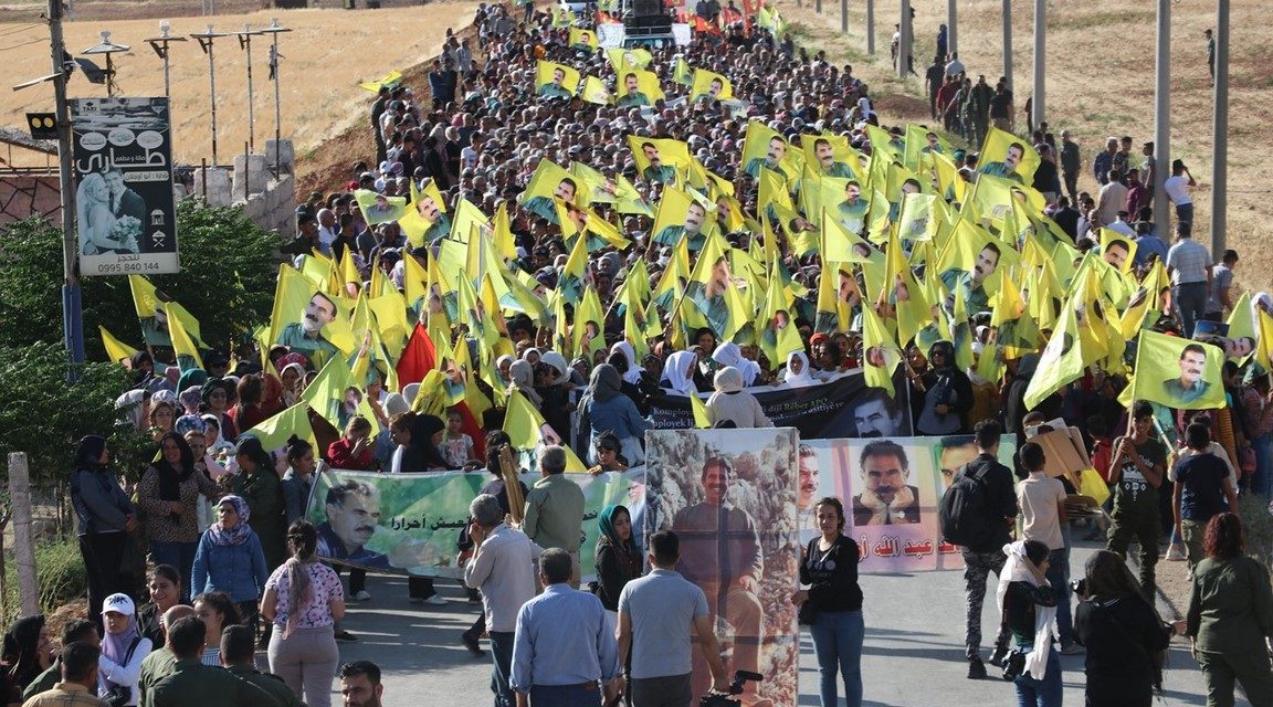 Ji bo azadiya fîzîkî ya Rêber Abdullah Ocalan mezinkirina têkoşînê divê”.