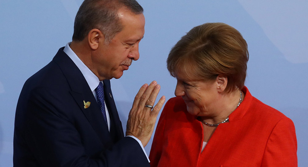 Almanya bi rejîma Erdogan re hevkar e