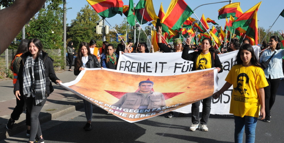 ‘Meşa Dirêj’ a ciwanan a ji bo azadiya ‘Ocalan’ destpê kir