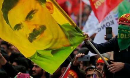 Ji bo hevdîtina bi Ocalan re serlêdan hate kirin