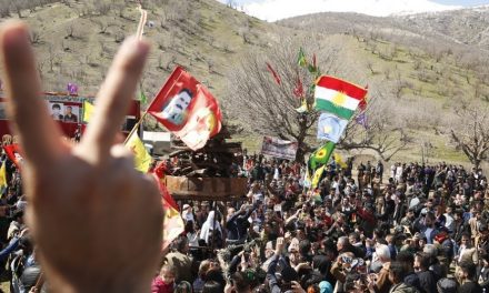 Bi hezaran kes li Qendîlê ji bo Newrozê li hev civiyan