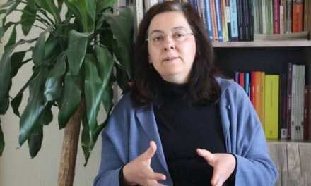 Prof. Dr. Sîbel Perçîner: Heta tecrîd ranebe tu kes nikarin nefes bistînin